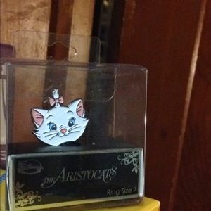 🔴Aristocrats Ring